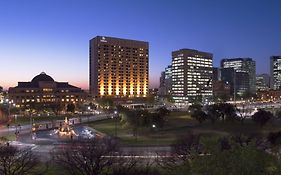 Hilton Adelaide 5*